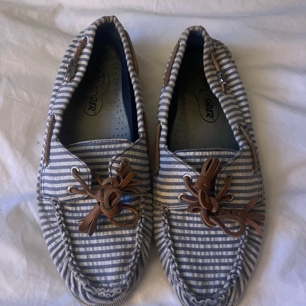 Sperry topsider blue and white seersucker